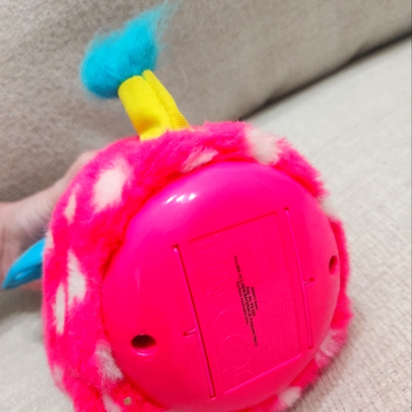 Furby Boom 2012 Interactive Pink White POLKA Dots Toy - Picture 3 of 3